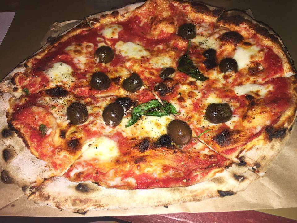 Fundi Pizza's Margherita with olives @ Dinerama, Shoreditch
